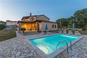 House - Sveti Lovrec