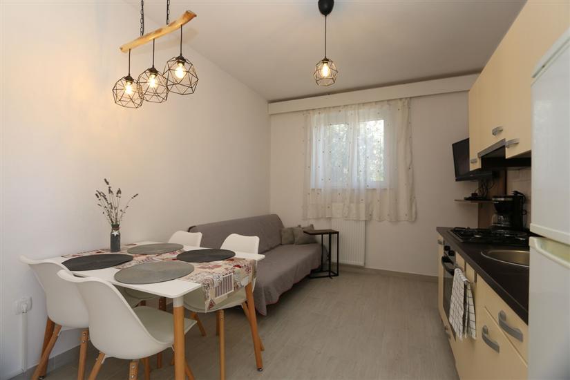 Apartment A1, for 5 persons