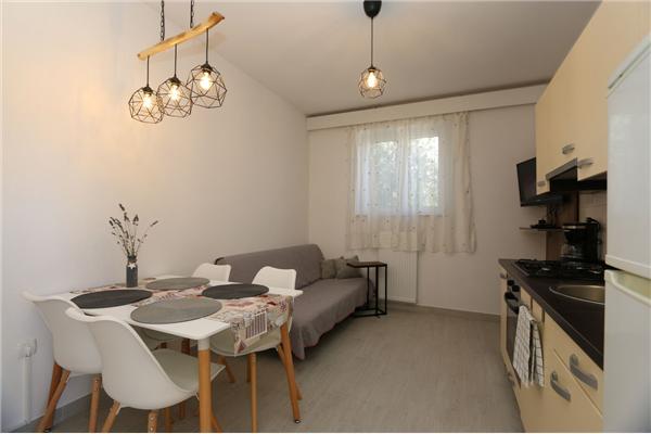 Apartment A1, for 5 persons