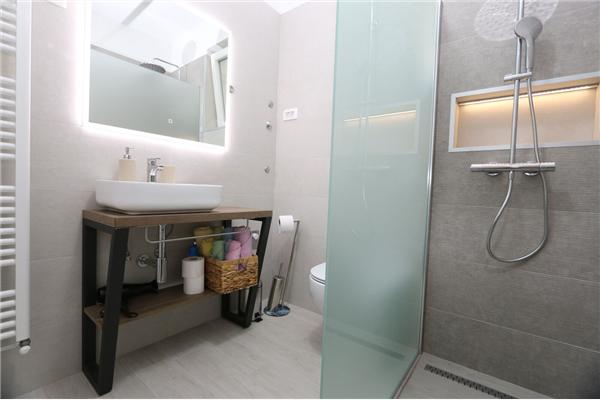 Apartment A1, for 5 persons