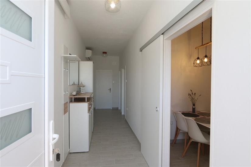 Apartment A1, for 5 persons