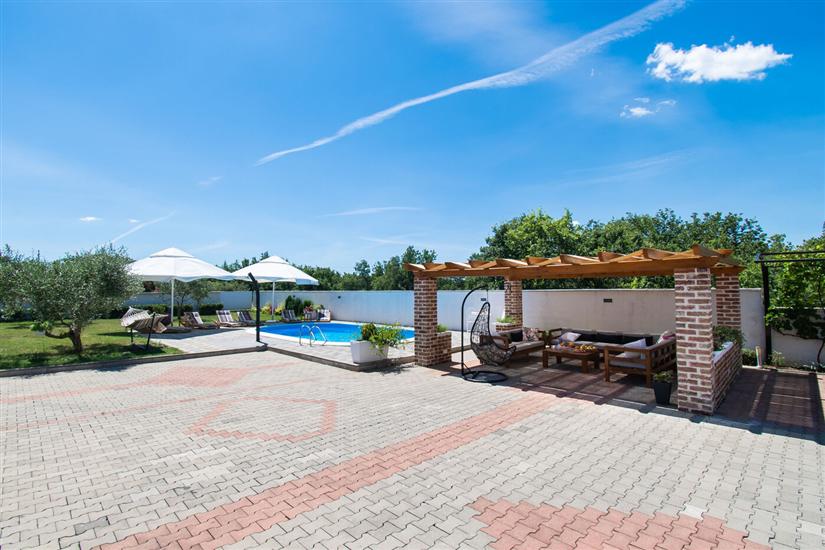 House Leonardo