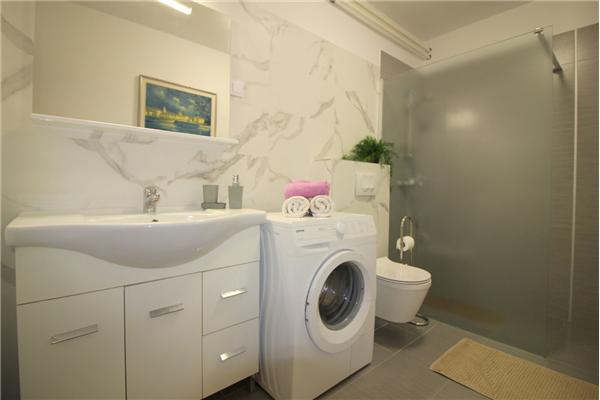 Apartment A1, for 5 persons