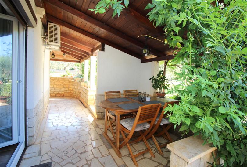 Apartment Jakomina 2