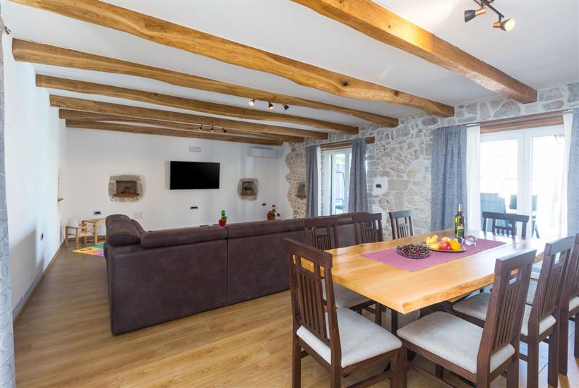 House K1, for 8 persons