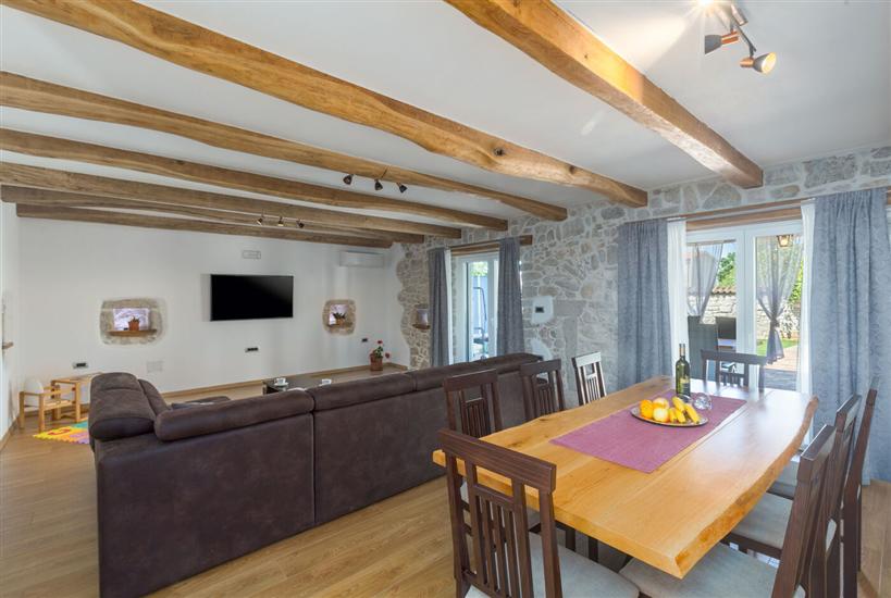 House K1, for 8 persons