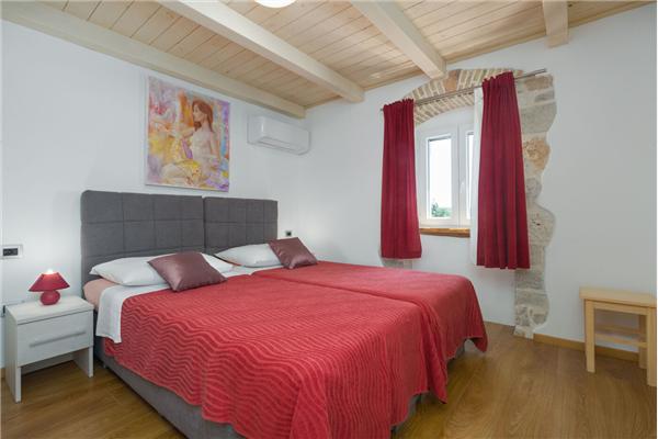 House K1, for 8 persons