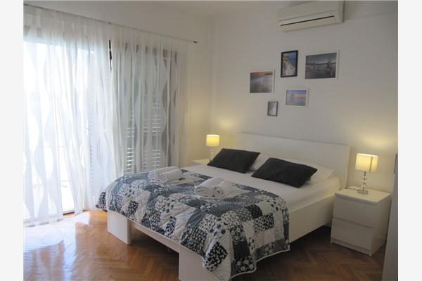 Room S7, for 2 persons