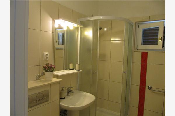 Room S7, for 2 persons