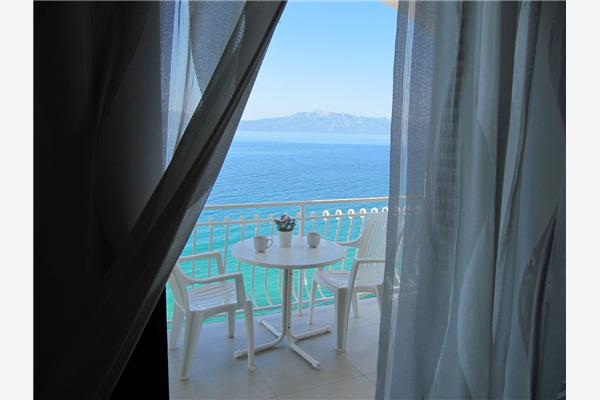 Room S6, for 2 persons