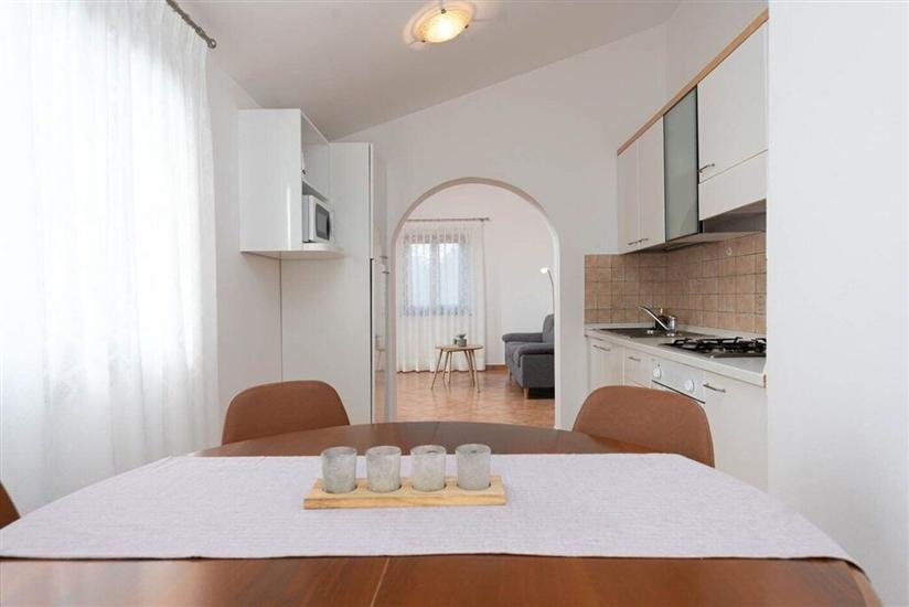 Apartment A3, for 5 persons