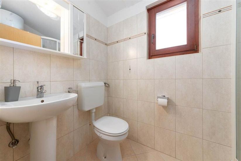 Apartment A3, for 5 persons