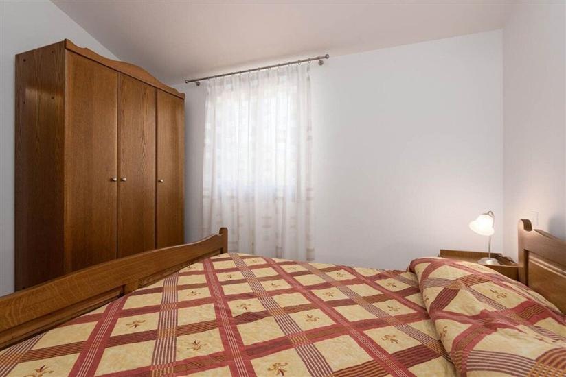 Apartment A3, for 5 persons