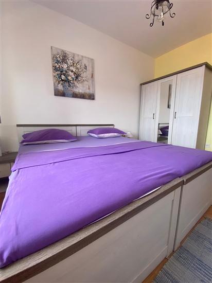 Apartment A2, for 5 persons