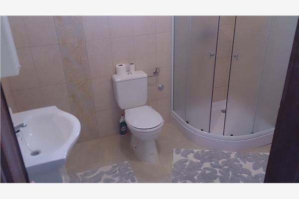 Apartment A2, for 5 persons