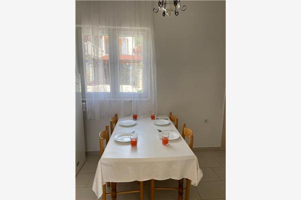 Apartment A2, for 5 persons