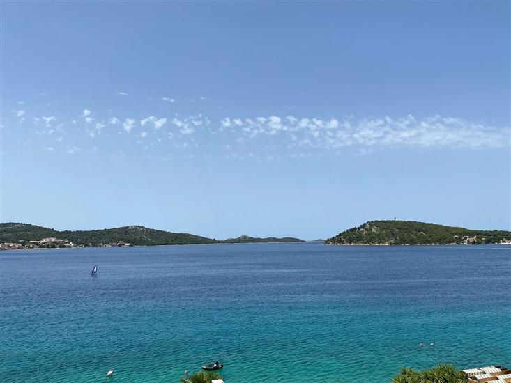 Apartment A2, for 5 persons