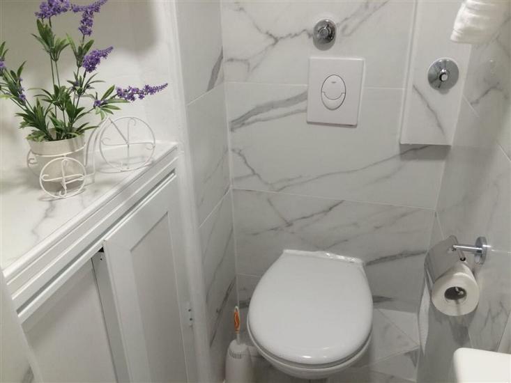 Room S1, for 2 persons