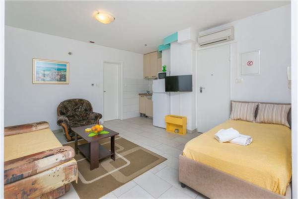 Apartment A1, for 3 persons