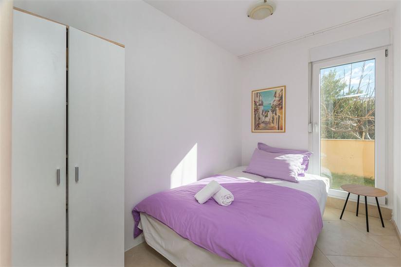 Apartment A2, for 3 persons