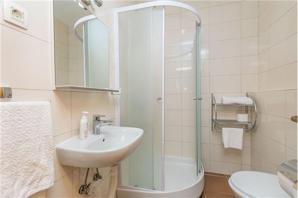 Apartment A2, for 3 persons