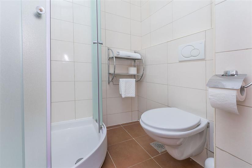 Apartment A2, for 3 persons