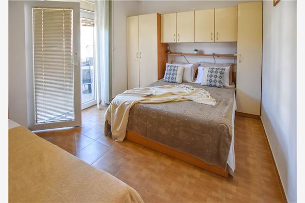 Apartment A2, for 5 persons