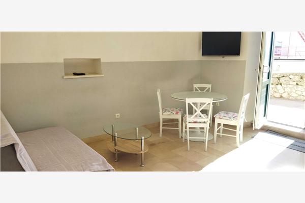 Apartment A1, for 4 persons