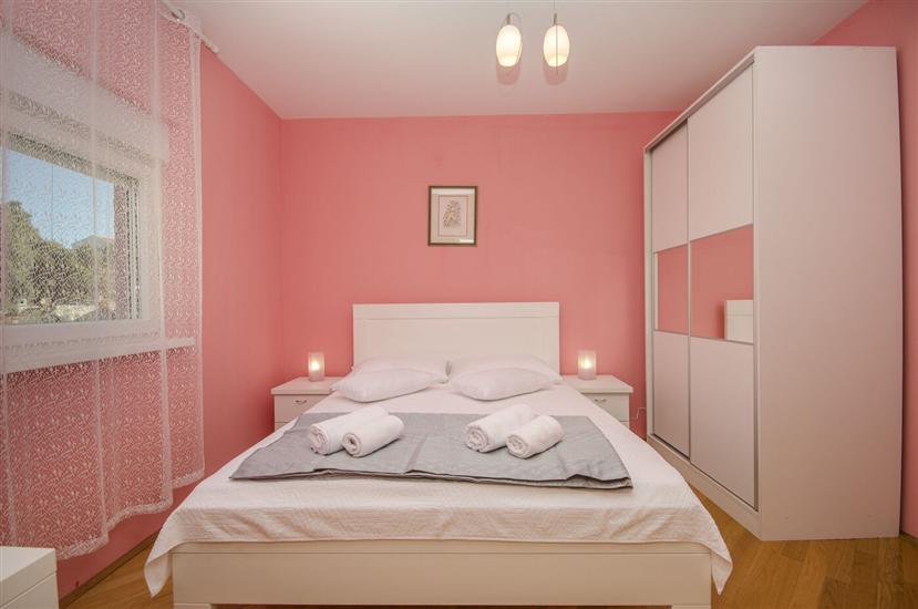 Apartment A5, for 6 persons