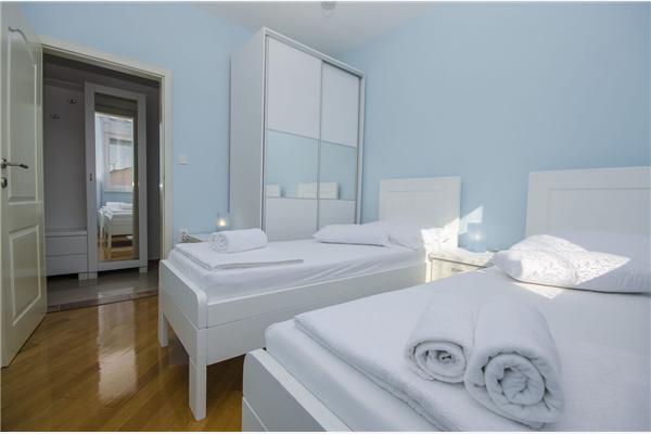 Apartment A5, for 6 persons