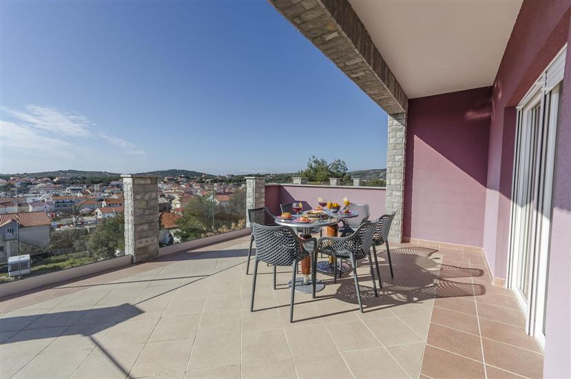 Apartment A5, for 6 persons