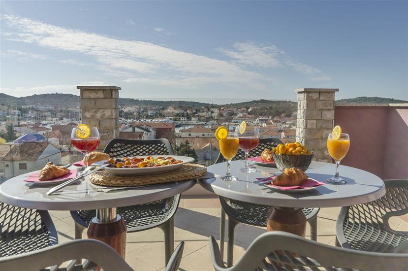 Apartment A5, for 6 persons