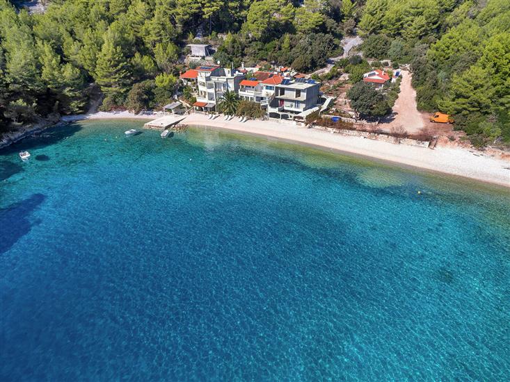 Apartmani Robinzon Nikola