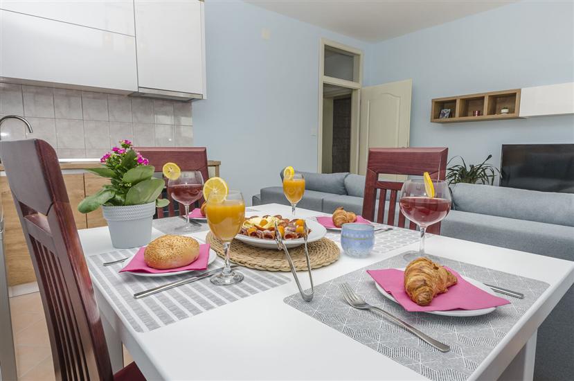 Apartment A6, for 4 persons