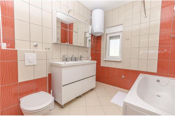 Apartment A6, for 4 persons