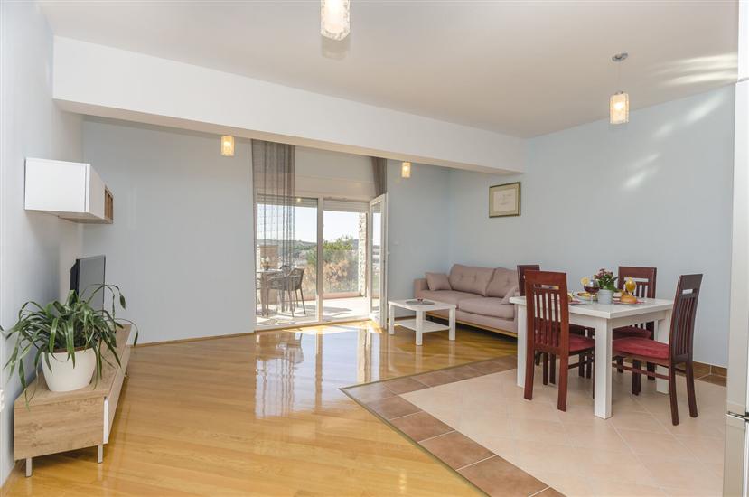 Apartment A4, for 4 persons