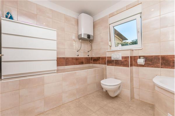 Apartment A1, for 6 persons