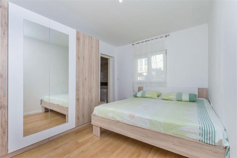 Apartment A1, for 6 persons