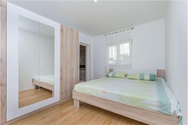 Apartment A1, for 6 persons