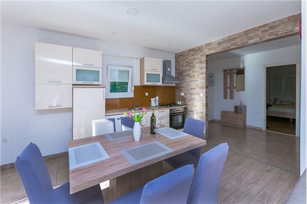 Apartment A1, for 6 persons