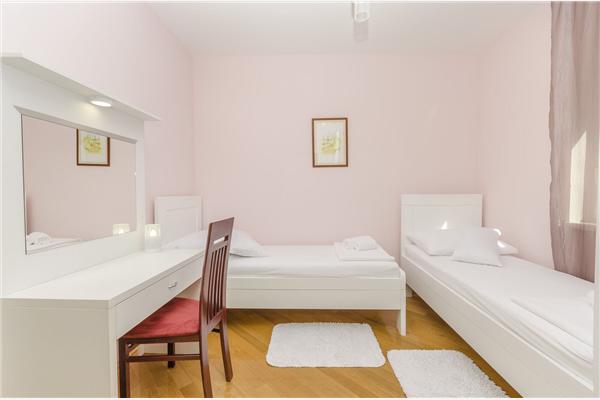 Apartment A1, for 6 persons