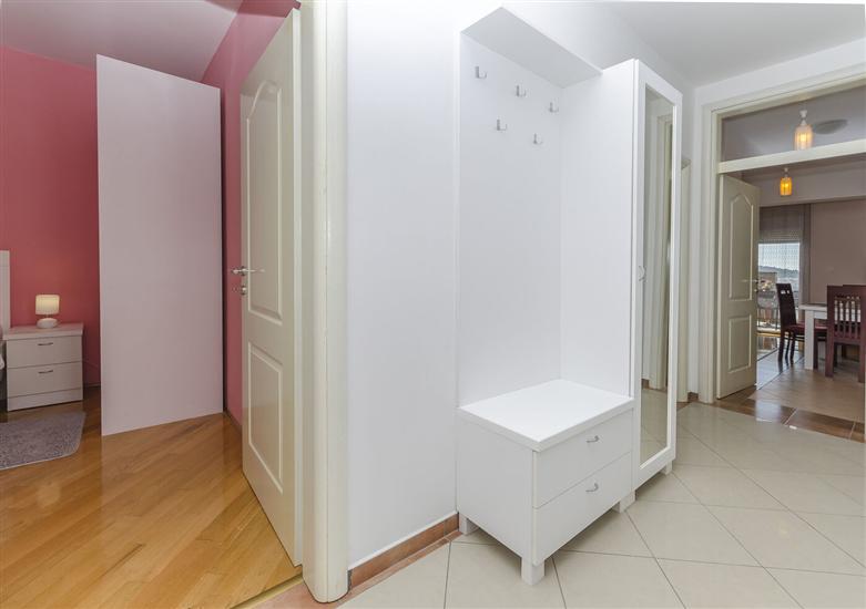 Apartment A3, for 6 persons