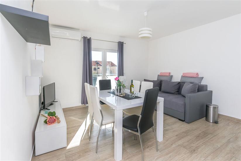 Apartment A6, for 4 persons