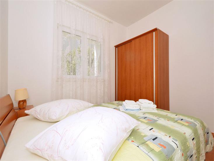 Apartment A1, for 6 persons