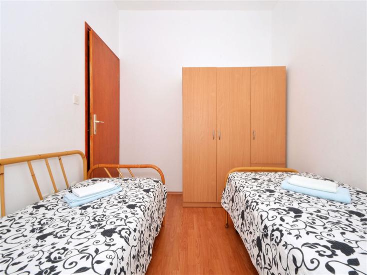 Apartment A1, for 6 persons