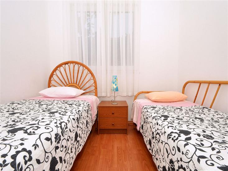 Apartment A1, for 6 persons
