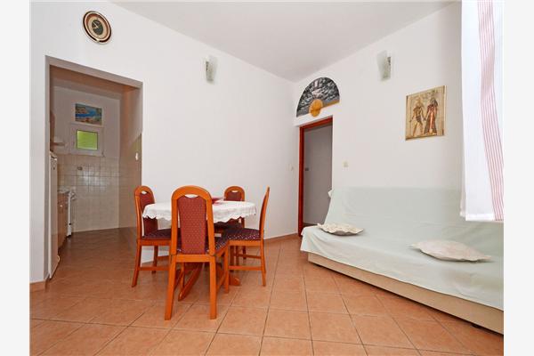 Apartment A1, for 6 persons