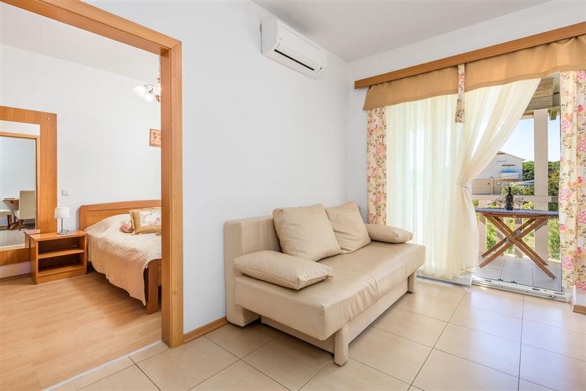 Apartment A2, for 4 persons