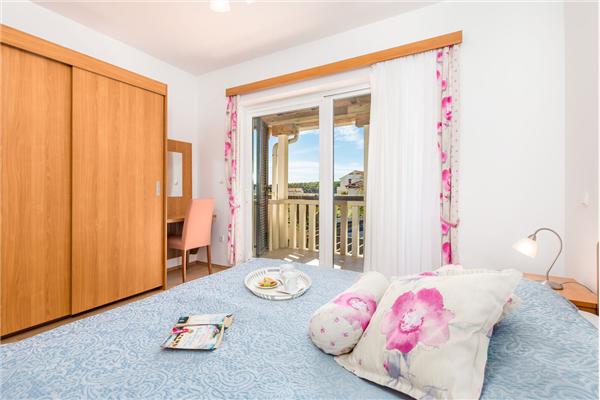 Apartment A3, for 6 persons