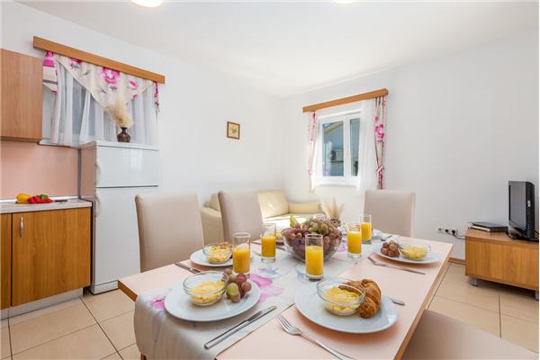 Apartment A3, for 6 persons